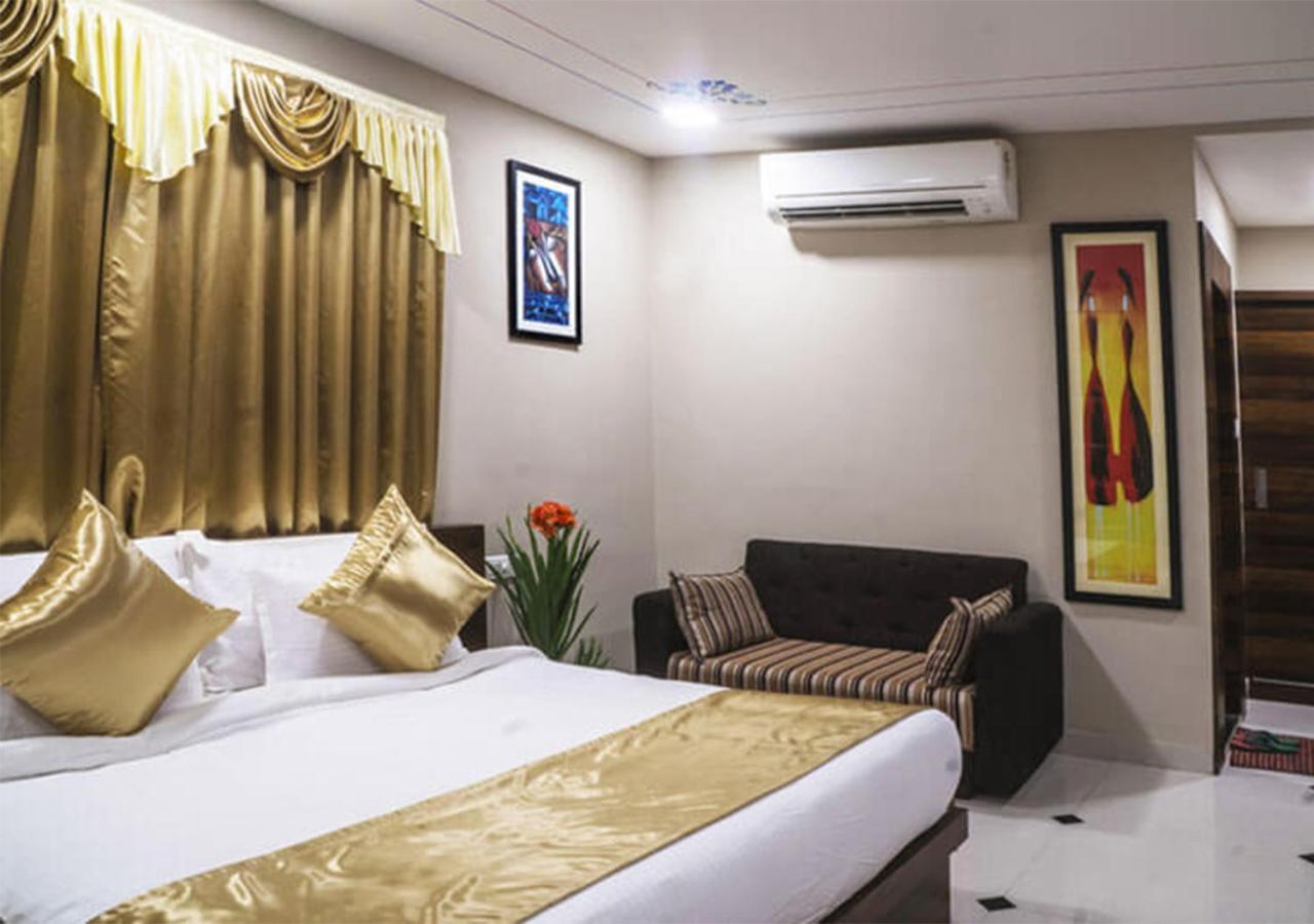 Hotel Kingfisher Udaipur Exteriör bild